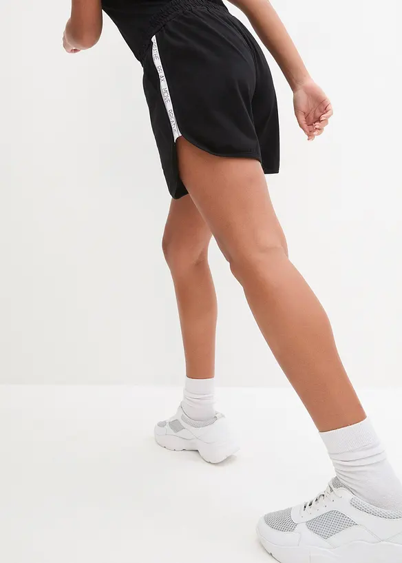 bpc bonprix collection Sport-Shorts mit Kontraststreifen Sonderangebote