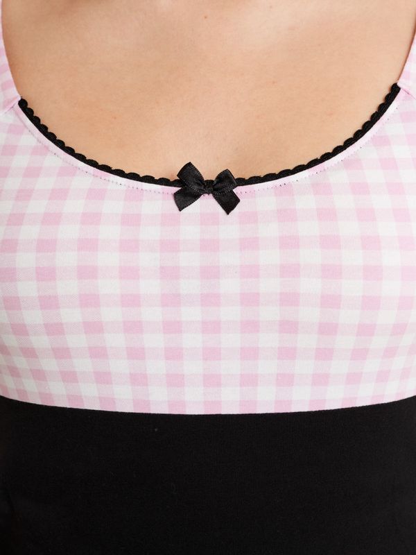 Nastrovje Potsdam Pussy Deluxe Lightpink Plaid Evie Damen T-Shirt schwarz/lightpink VIP-Rabatte
