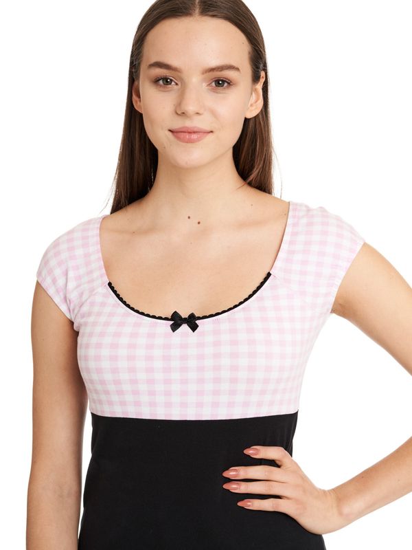 Nastrovje Potsdam Pussy Deluxe Lightpink Plaid Evie Damen T-Shirt schwarz/lightpink VIP-Rabatte