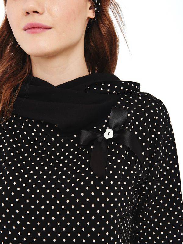 Nastrovje Potsdam Pussy Deluxe Dots Shawl Damen Schalkragenpullover schwarz Auslauf