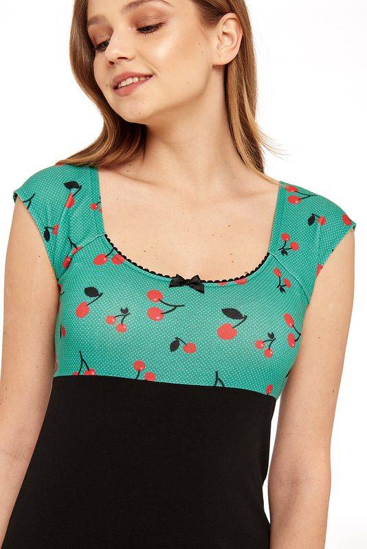 Nastrovje Potsdam Pussy Deluxe Cat Cherries Basic Shirt schwarz / grün allover Fabrikverkauf