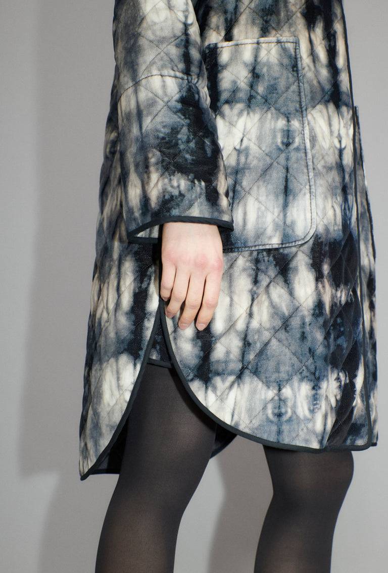 Odeeh Quilted Tie-Dye Mantel, Ink Günstiger Verkauf
