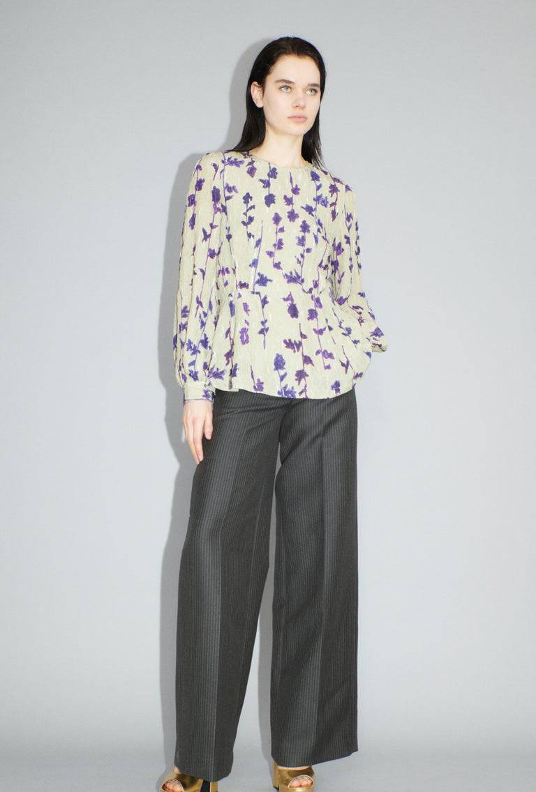 Odeeh Flower Items on Crushed Crepe Bluse, Almond Exklusive Angebote