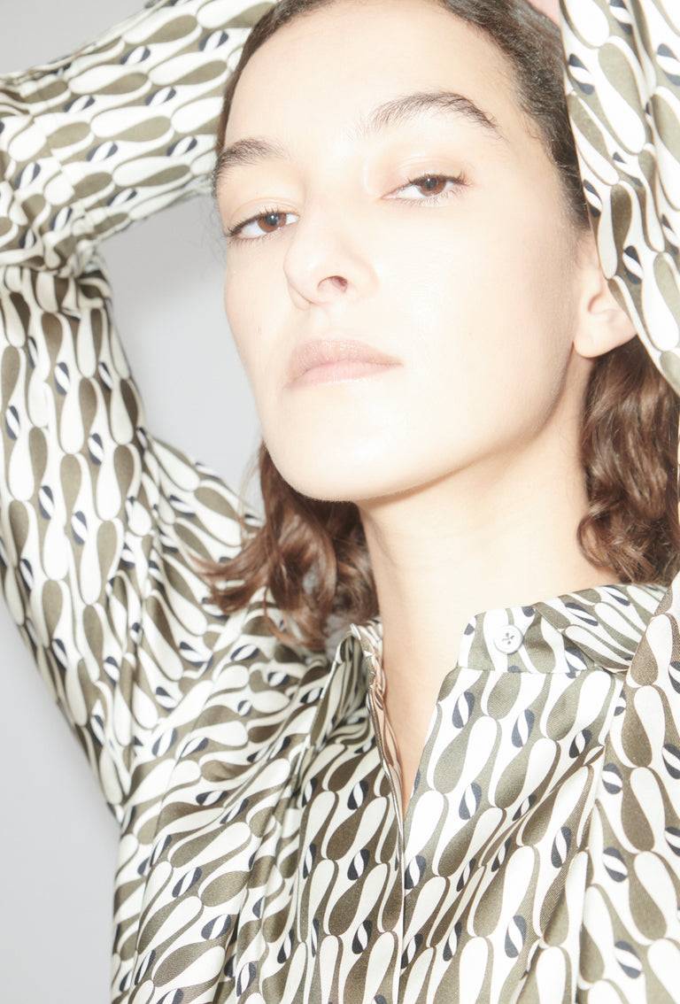 Odeeh Abstract Penguins Bluse, Brown Olive Bis zu 50% Rabatt