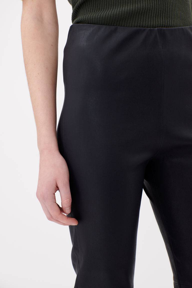 Odeeh Stretch Lamb Nappa Hose, Blackblue Fabrikladen