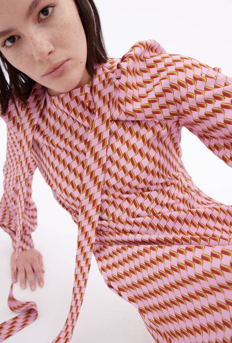 Odeeh Diagonal Waves Kleid, Candy Räumungsverkauf