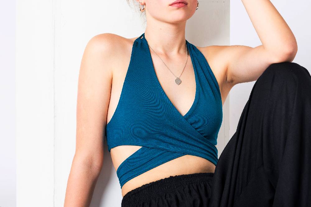 Panasiam Neckholder Top ONYX Begrenztes Angebot