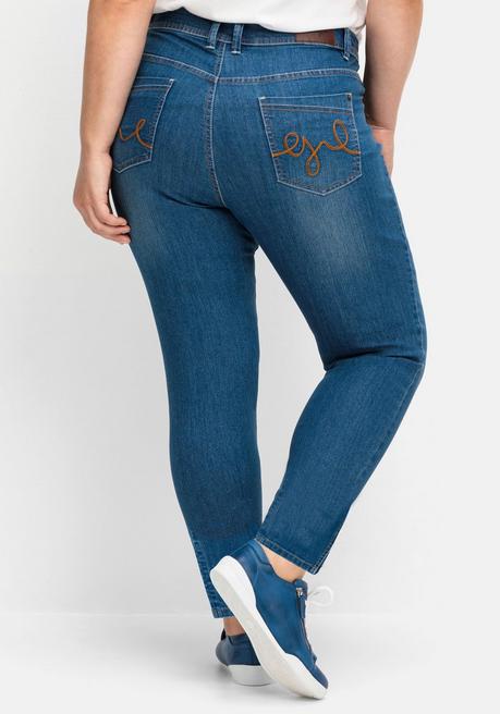 sheego Schmale Jeans mit Kontrastnähten - blue Denim sheego Blitzverkäufe