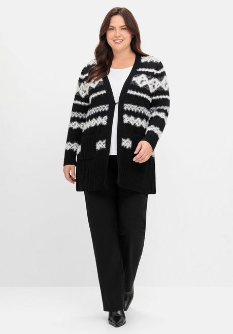 sheego Strickjacke mit Intarsienmuster aus Flauschgarn - schwarz gemustert sheego Fabrikladen