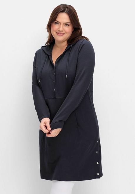 sheego Kapuzenkleid mit Seitenschlitzen und Knopfleiste - tiefblau sheego Im Verkauf