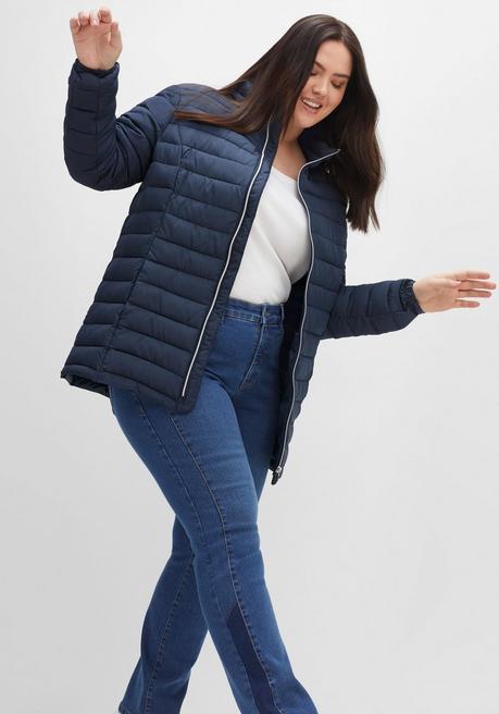sheego Steppjacke mit Stehkragen und Teilungsnähten - nachtblau sheego Im Verkauf
