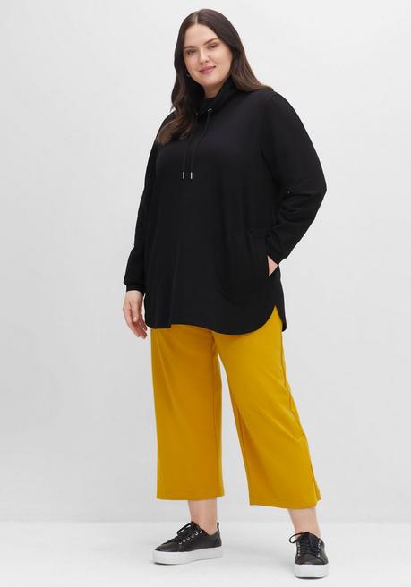 sheego Sweatshirt mit hohem Kragen und Tunnelzug - schwarz sheego Outlet