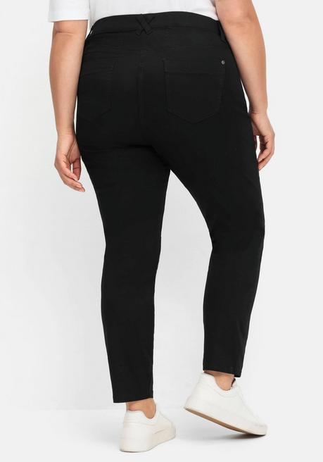 sheego Schmale Hose im Curvy-Schnitt VERENA - schwarz sheego JETZT KAUFEN
