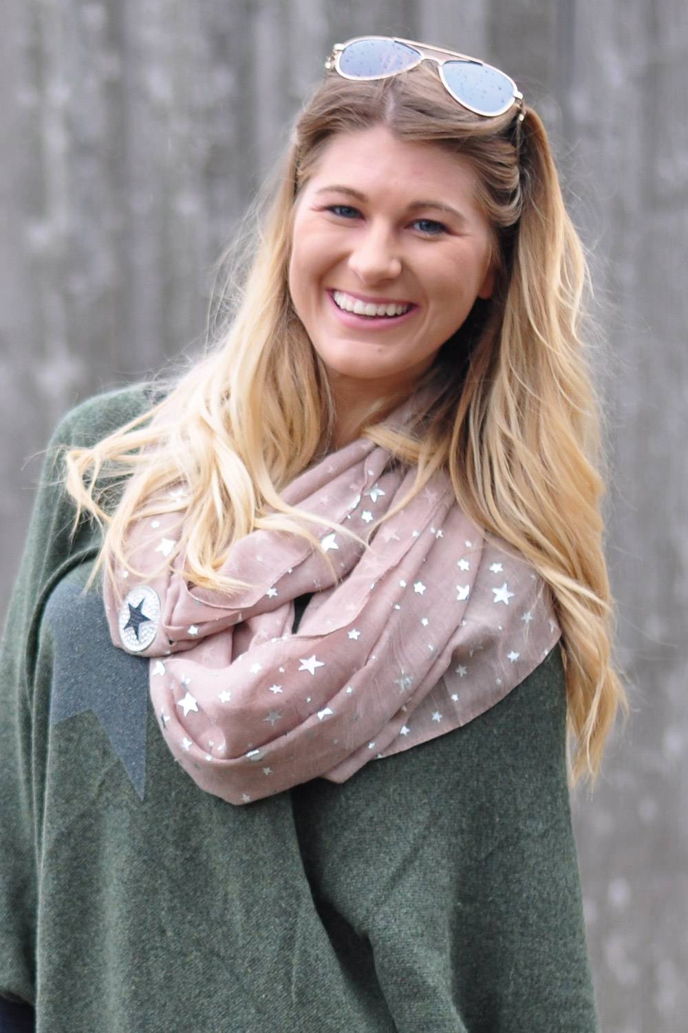 ﻿Stylebreaker Loop Schal mit Metallic Sterne Print Speichern exportieren