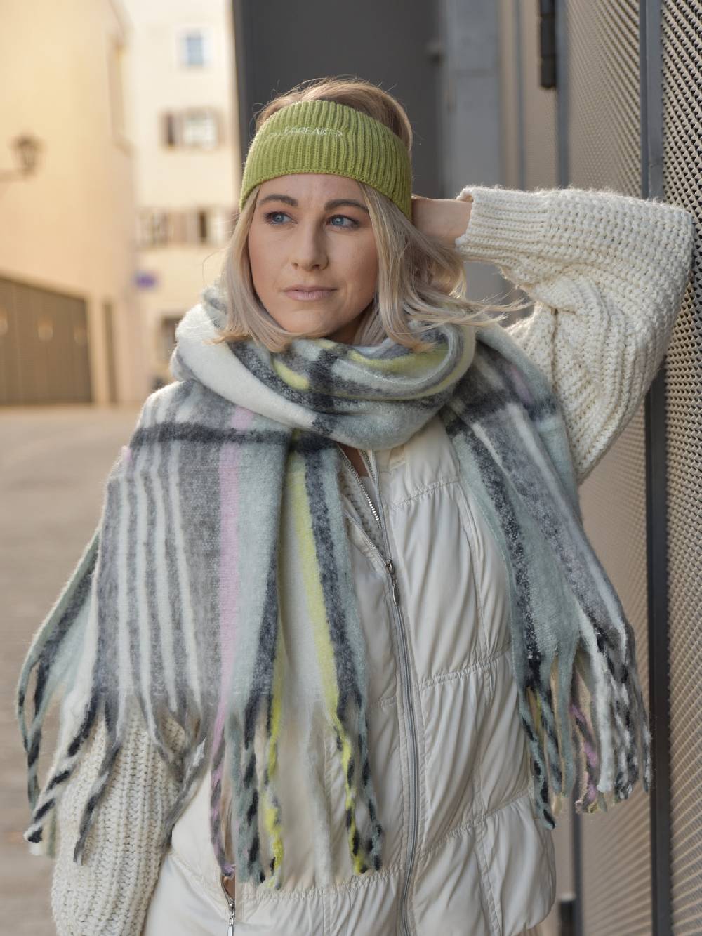 Stylebreaker Web Strickschal Streifen bunt Vierteljährliche Förderung