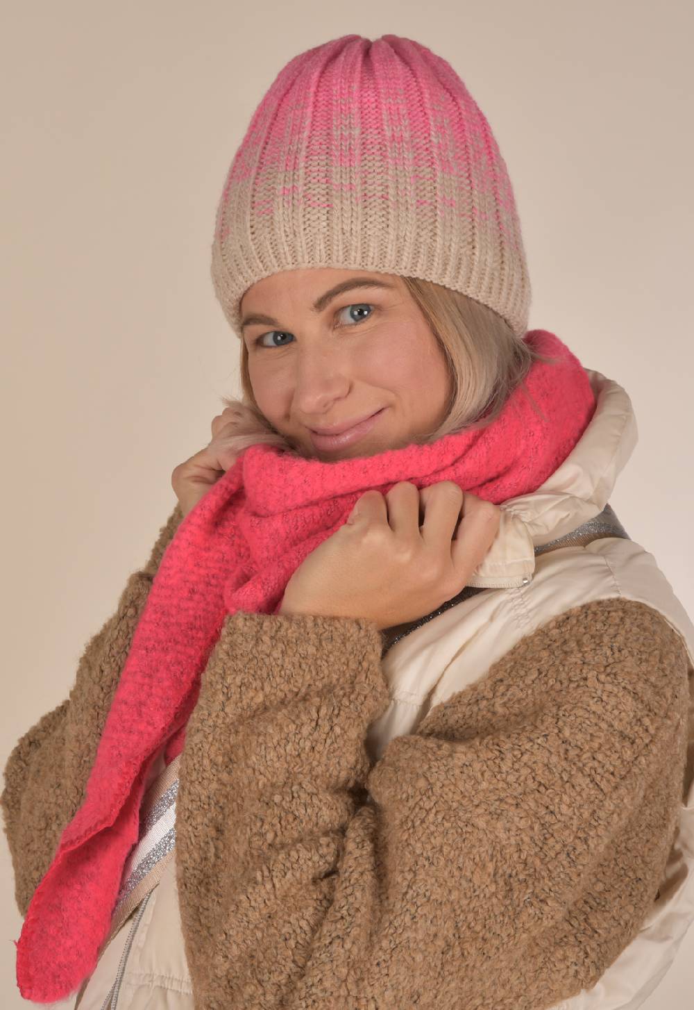 Stylebreaker Strickmütze Farbverlauf mit Thermo-Fleece Rabatt