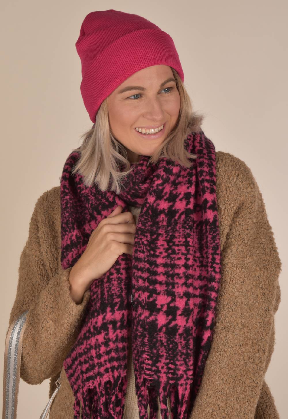 Stylebreaker Winter Strickmütze mit Krempe Blitzverkäufe