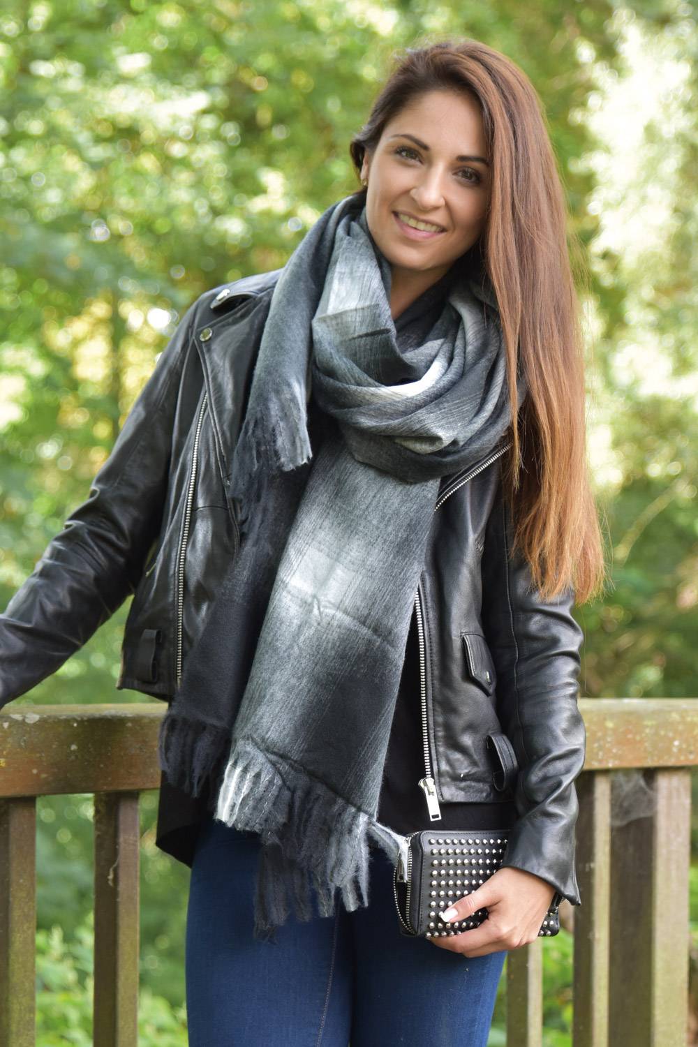 Stylebreaker Schal mit Karo Muster und Fransen Sonderangebot