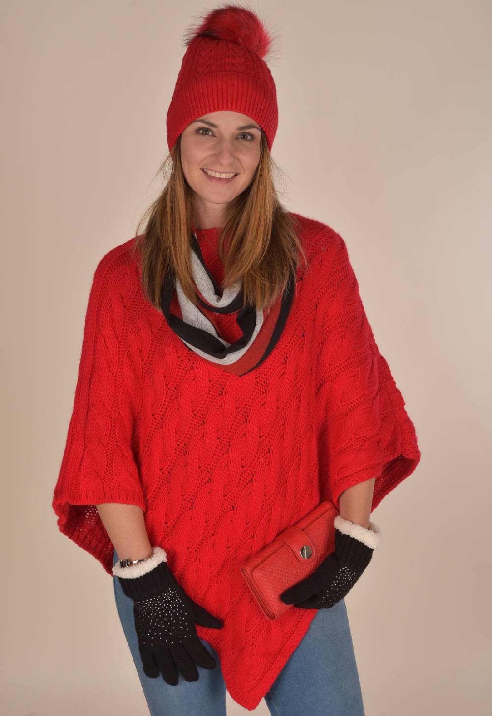 Stylebreaker Strick Poncho mit Zopfmuster Heißer Verkauf