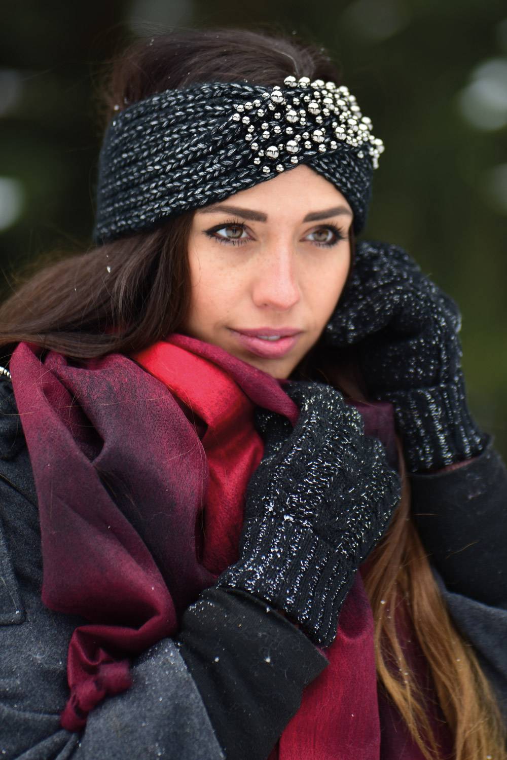 Stylebreaker Strick Handschuhe mit Zopfmuster und Metallic Faden Lagerräumung