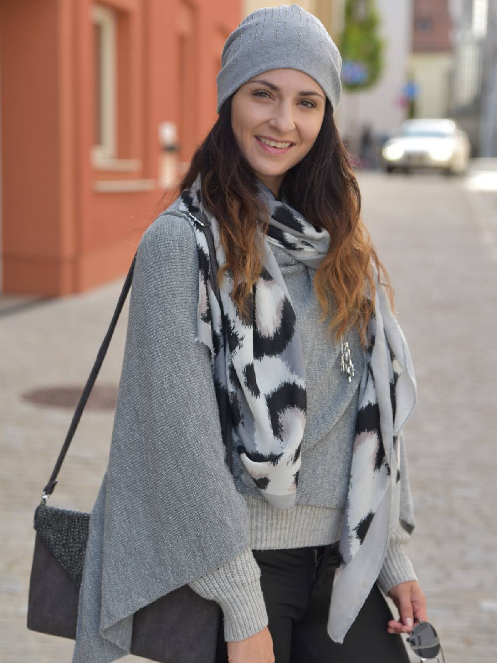 Stylebreaker Schal mit Oversize Leoparden Print Super Sparpreis