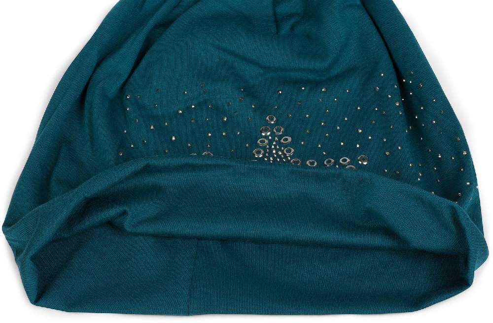 Stylebreaker Beanie mit Stern aus Strass und Lochnieten Outlet