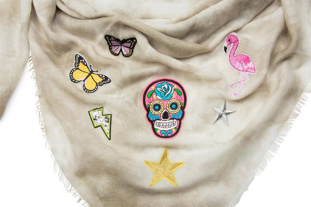 Stylebreaker Vierecktuch mit Patches Online Shopping