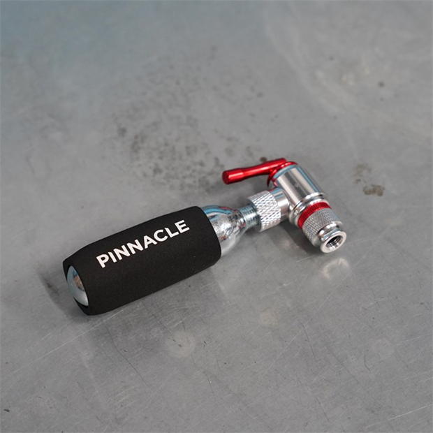 Pinnacle CO2 Inflator Valentinstagsangebot