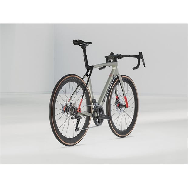 Trek Madone SL 7 Gen 8 Road Bike Schlussverkauf